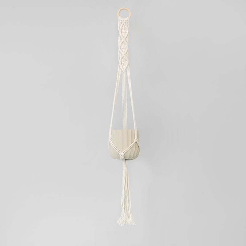 Macrame plant hanger - f | plant pots