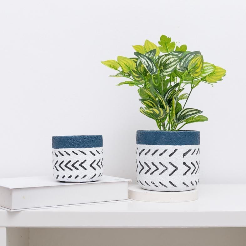 Two-tone geometric paint pots/planters | plant pots